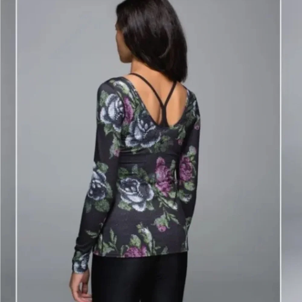 Lululemon Long Sleeve Scoop Neck Floral Rose Green Pink White Black Shirt Sz 6 - Picture 2 of 7